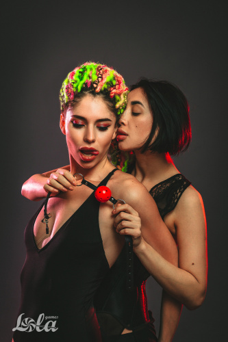 Roubík Party Hard Love Spell Red 1144-02lola