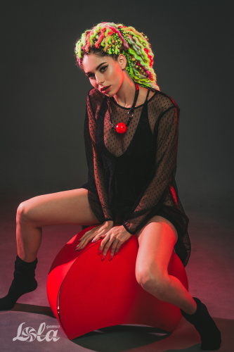 Roubík Party Hard Love Addict Red 1146-02lola